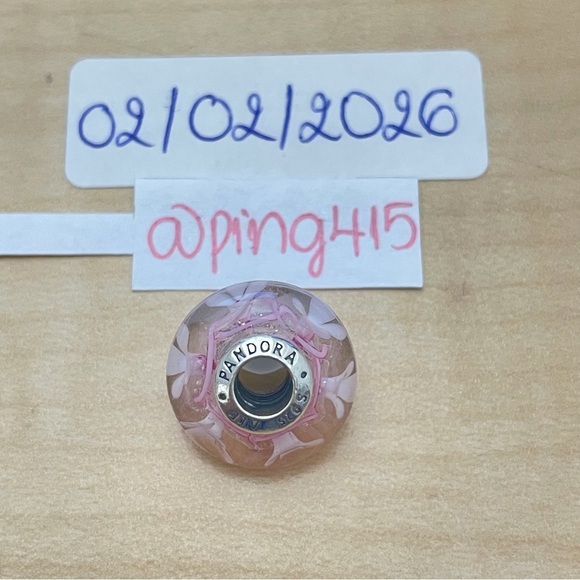 Pandora Pink Field of Flowers Murano Glass Charm - Picture 8 of 13